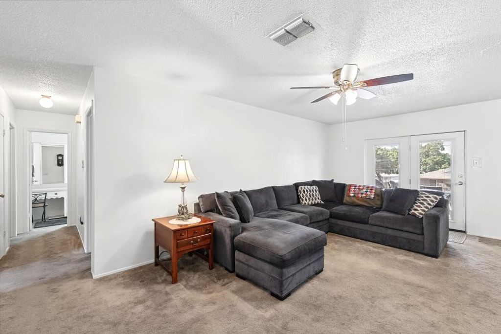 409 Arthur Drive, Hurst, TX 76053 — photo 3