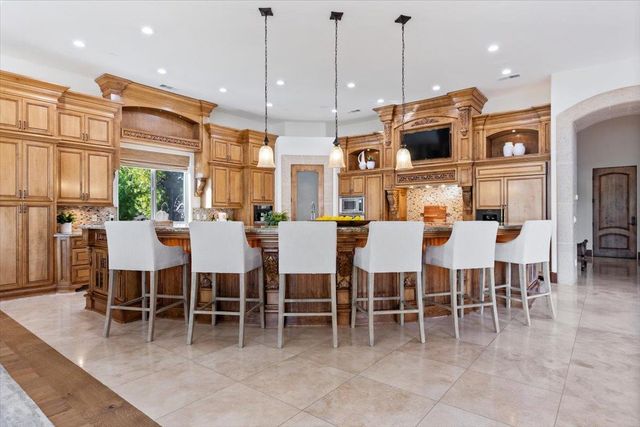 211 Rua Esperanza, Lincoln, CA 95648