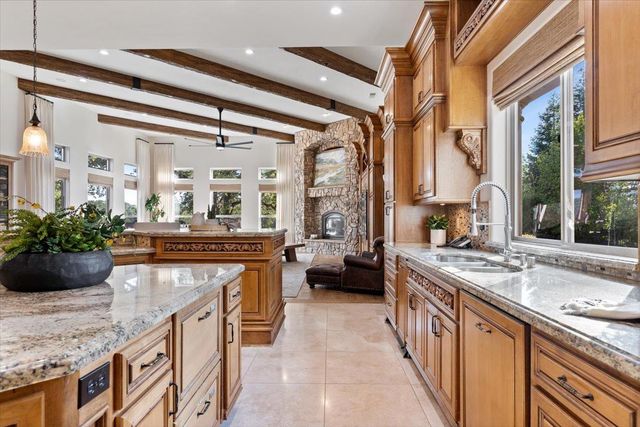 211 Rua Esperanza, Lincoln, CA 95648