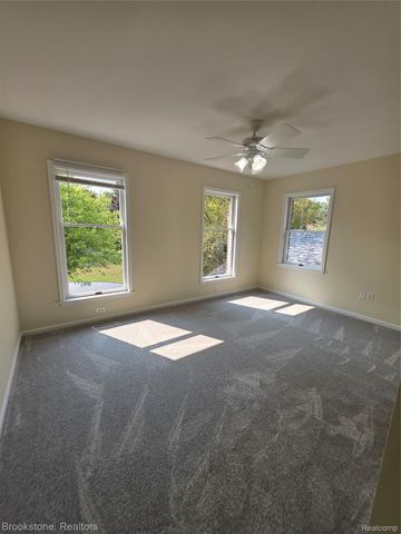 1210 Springborrow Drive, Flint Charter Township, MI 48532
