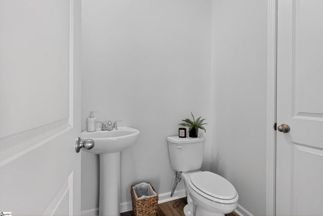 12 Torwood Street, Fountain Inn, SC 29644