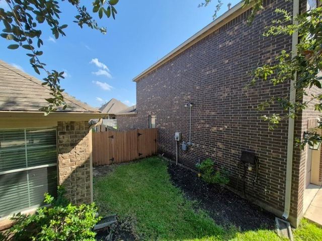 17410 Sandalisle Lane, Richmond, TX 77407