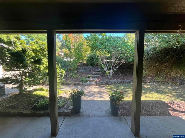 1023 Limelight Av NW, Salem, OR 97304