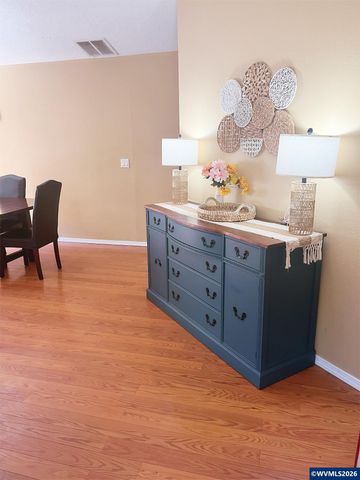 1023 Limelight Av NW, Salem, OR 97304