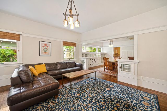 2027 Sloat Way, Sacramento, CA 95818