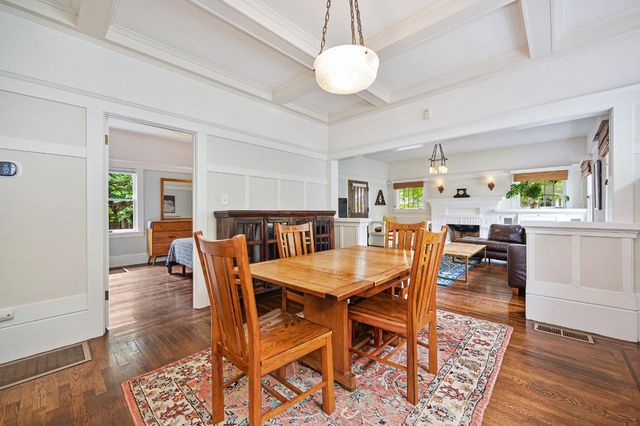 2027 Sloat Way, Sacramento, CA 95818