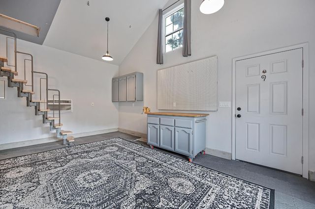 2027 Sloat Way, Sacramento, CA 95818