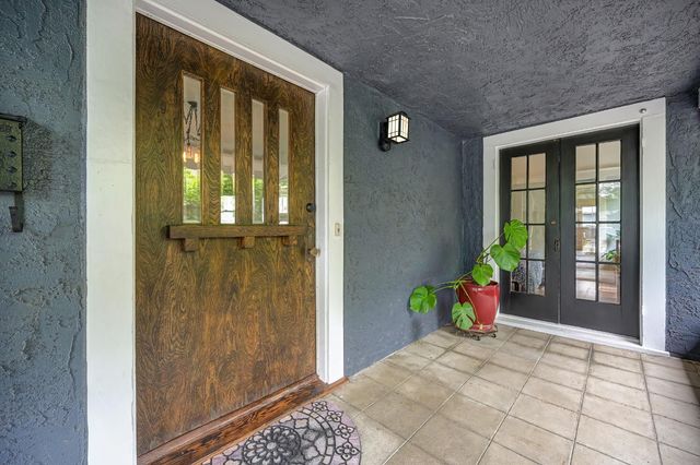 2027 Sloat Way, Sacramento, CA 95818