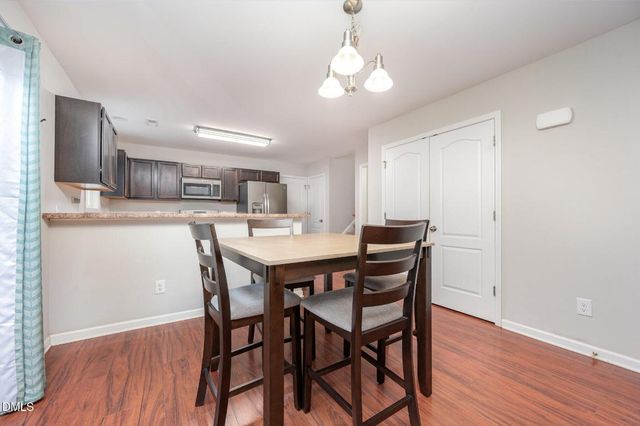 107 Deena Court, Mebane, NC 27302