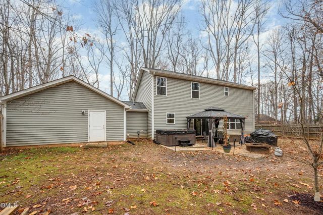 107 Deena Court, Mebane, NC 27302