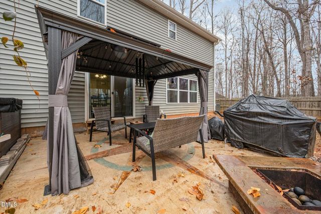 107 Deena Court, Mebane, NC 27302