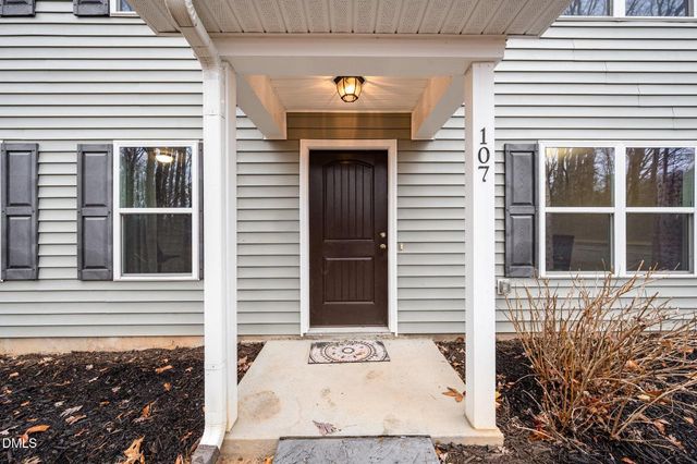 107 Deena Court, Mebane, NC 27302