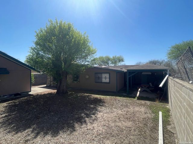 4830 Castle Bridge, San Antonio, TX 78218