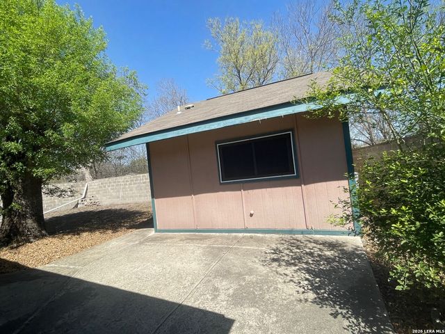 4830 Castle Bridge, San Antonio, TX 78218