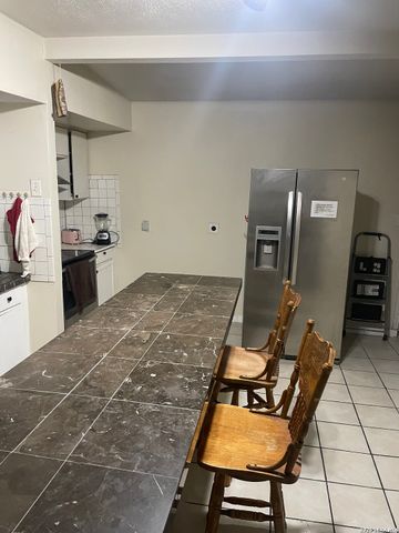 4830 Castle Bridge, San Antonio, TX 78218