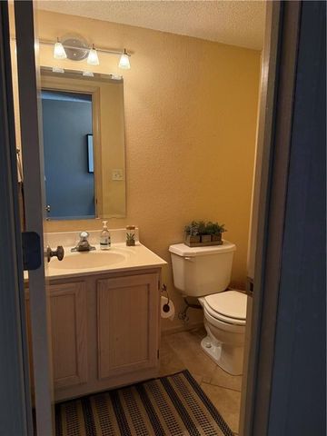 5613 NW Moonlight Meadow Court, Lee's Summit, MO 64064