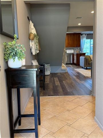 5613 NW Moonlight Meadow Court, Lee's Summit, MO 64064