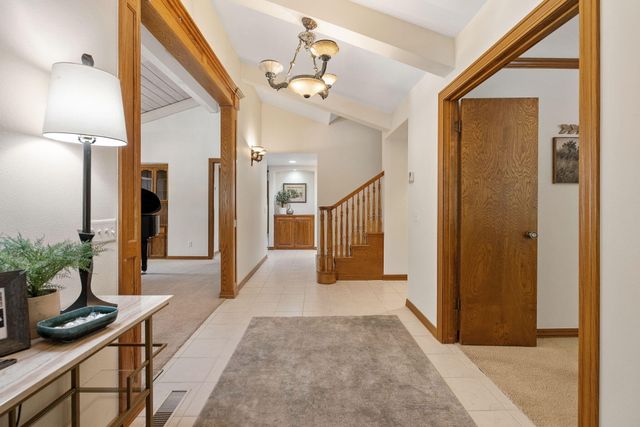 676 Sol Road, Visalia, CA 93292