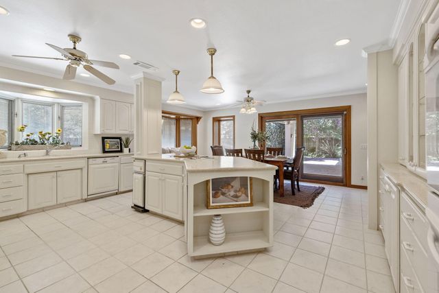 676 Sol Road, Visalia, CA 93292