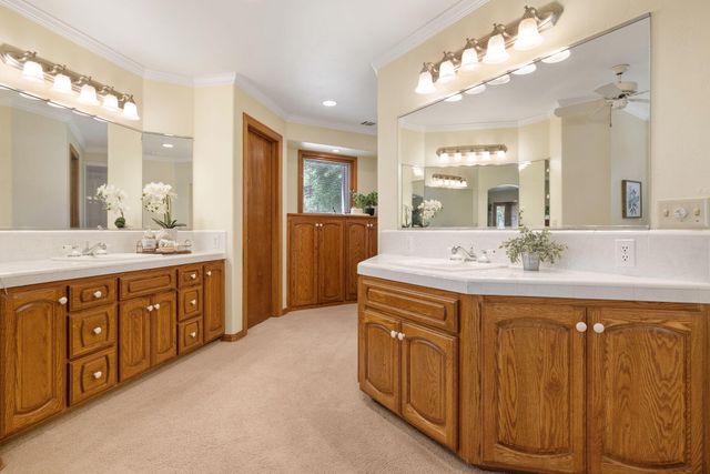 676 Sol Road, Visalia, CA 93292