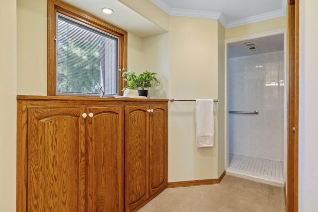 676 Sol Road, Visalia, CA 93292