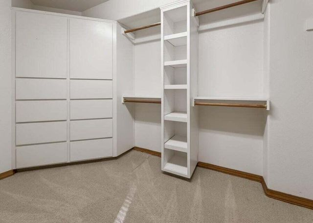 676 Sol Road, Visalia, CA 93292