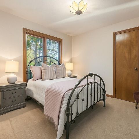 676 Sol Road, Visalia, CA 93292