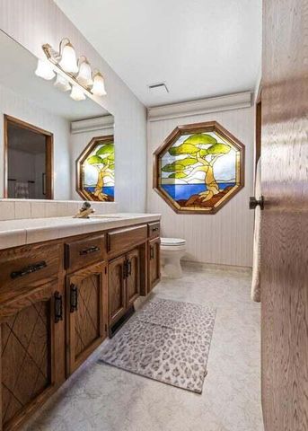 676 Sol Road, Visalia, CA 93292