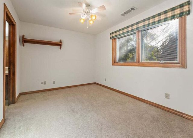 676 Sol Road, Visalia, CA 93292