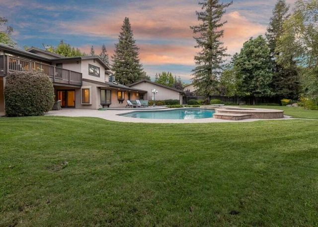 676 Sol Road, Visalia, CA 93292