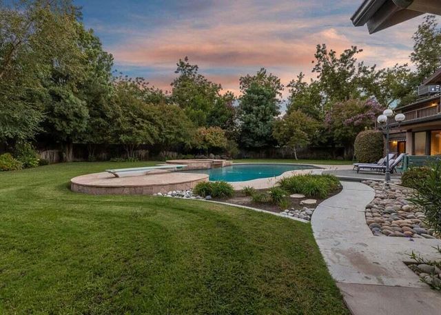 676 Sol Road, Visalia, CA 93292