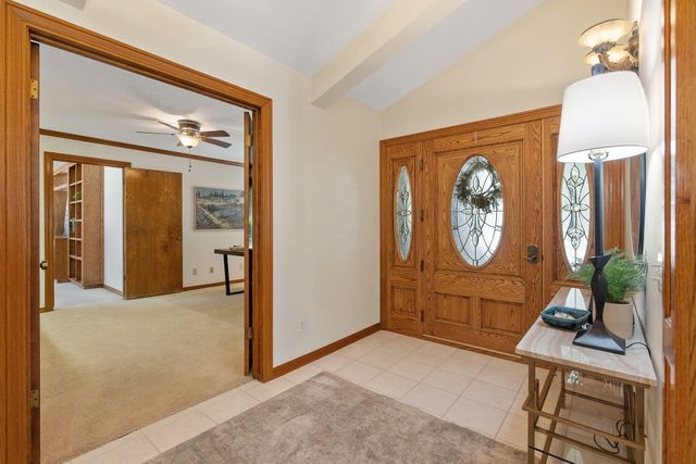 676 Sol Road, Visalia, CA 93292