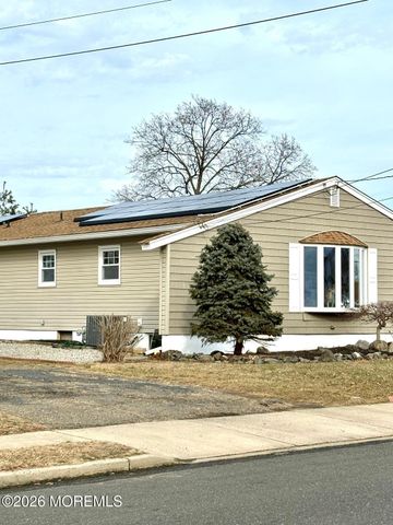 42 Boulevard E, Keyport, NJ 07735
