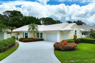 2347 SW Brookwood Lane, Palm City, FL 34990