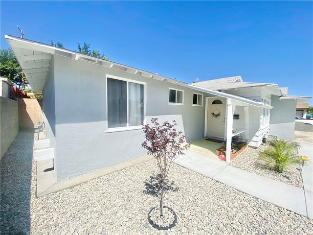 37509 Larkin, Palmdale, CA 93550