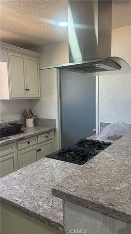 37509 Larkin, Palmdale, CA 93550