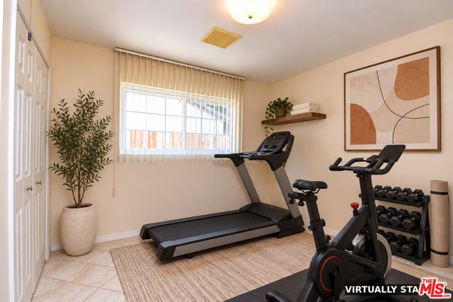 3774 Dalehurst Drive, Bakersfield, CA 93306