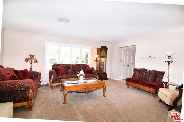 3774 Dalehurst Drive, Bakersfield, CA 93306