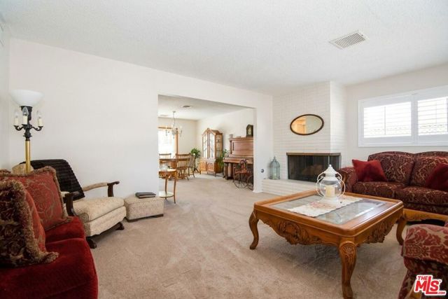 3774 Dalehurst Drive, Bakersfield, CA 93306