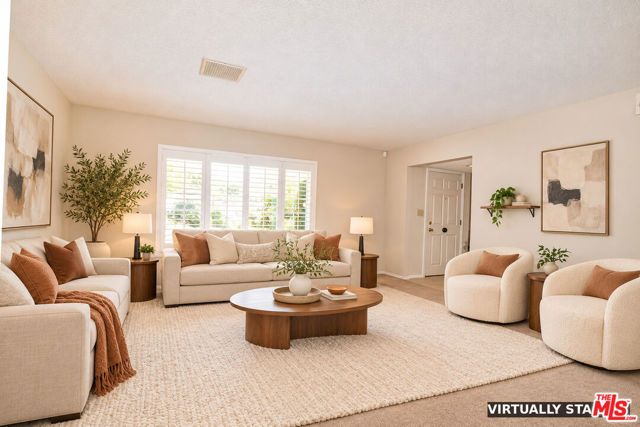 3774 Dalehurst Drive, Bakersfield, CA 93306