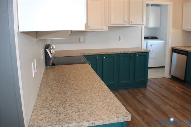 1811 Halls Store Rd, Mineral, VA 23117