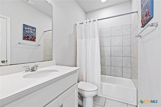 241 El Dorado Road, Jarrell, TX 76537