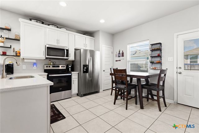 241 El Dorado Road, Jarrell, TX 76537