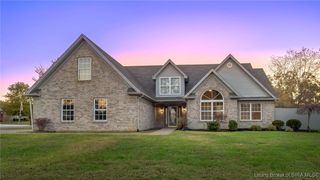 4120 Lakeside Drive, Sellersburg, IN 47172