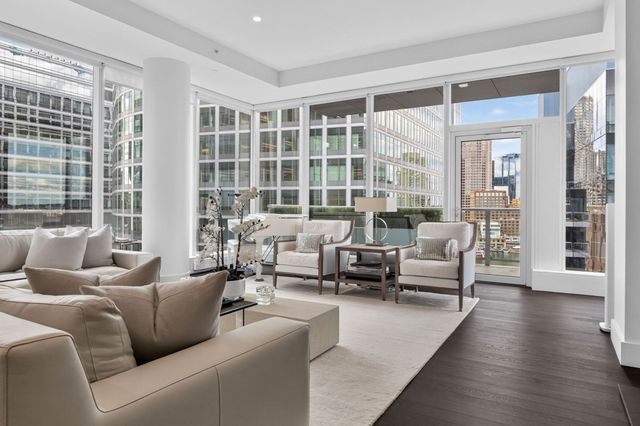 50 Liberty Drive 12J, Boston, MA 02210
