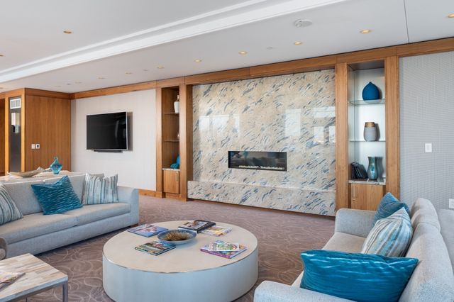 50 Liberty Drive 12J, Boston, MA 02210