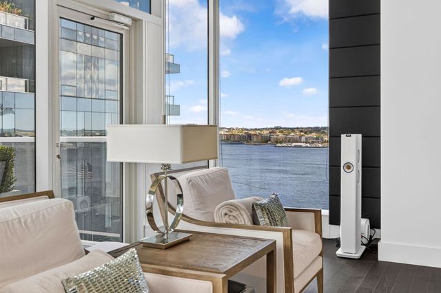 50 Liberty Drive 12J, Boston, MA 02210