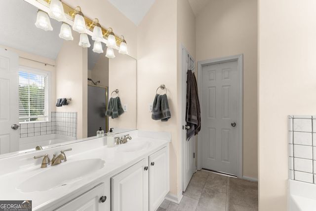 5238 Fawn Ivey Lane, Buford, GA 30519