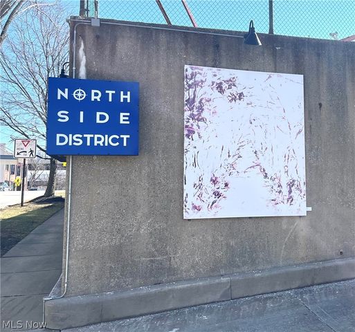 121 N Howard Street, Akron, OH 44308