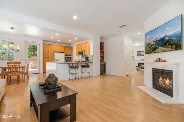 340 Town Forest Court, Camarillo, CA 93012